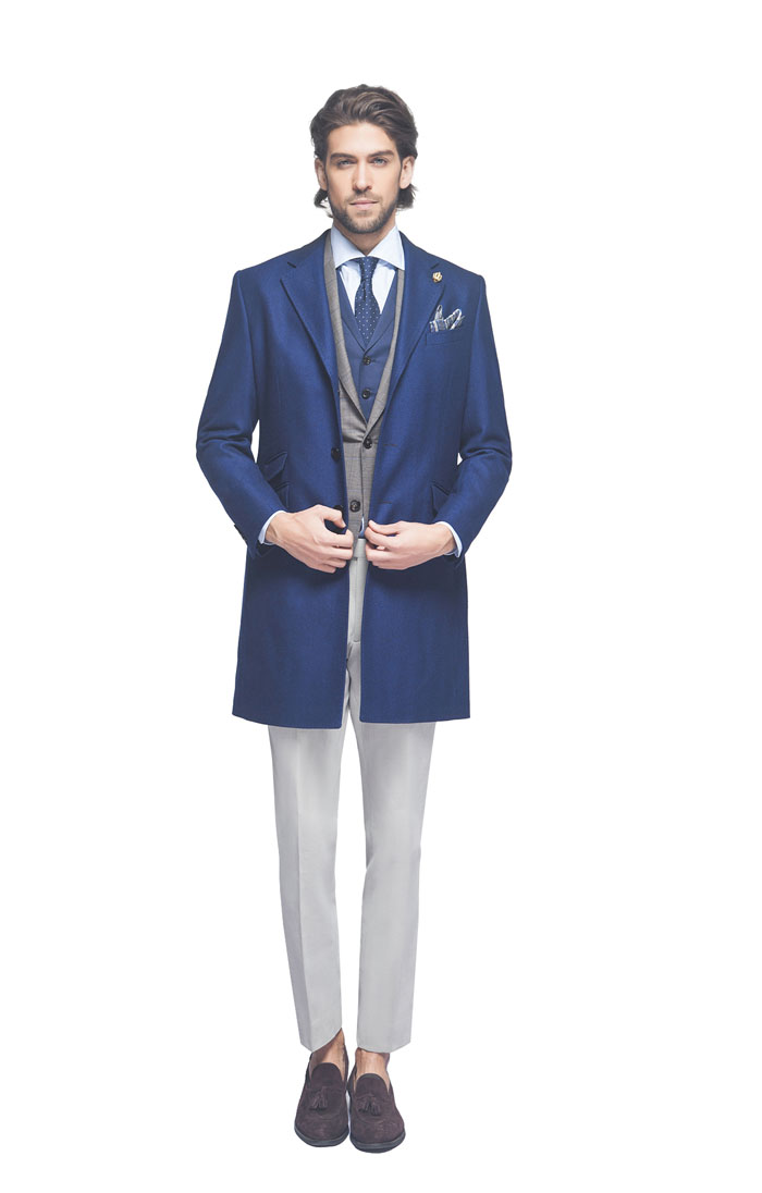 經典海軍藍大衣