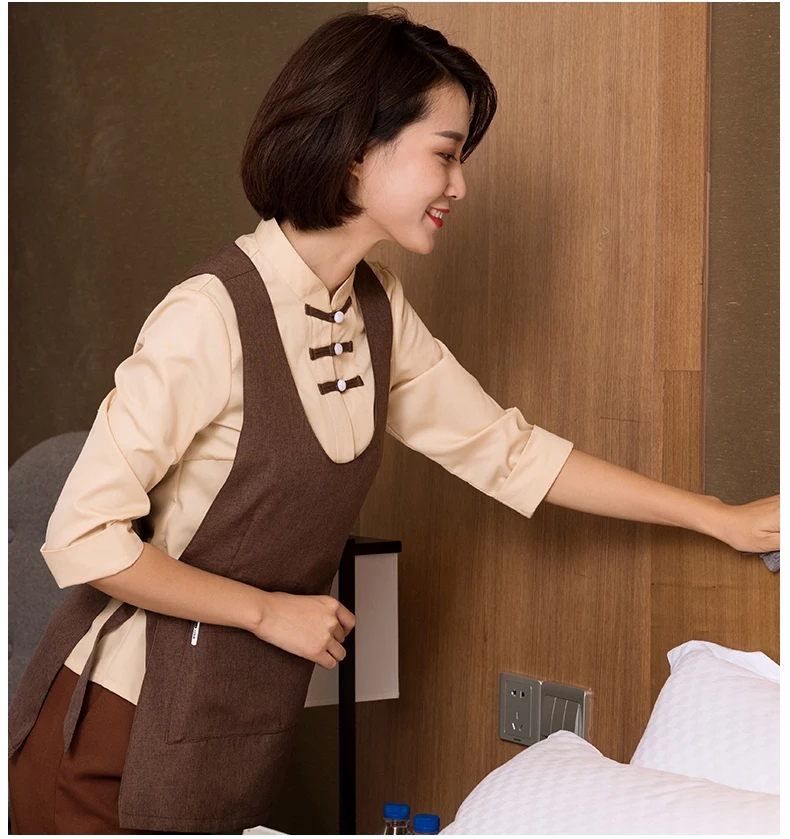 成都服裝定制廠家:工作服和時(shí)裝的區(qū)別